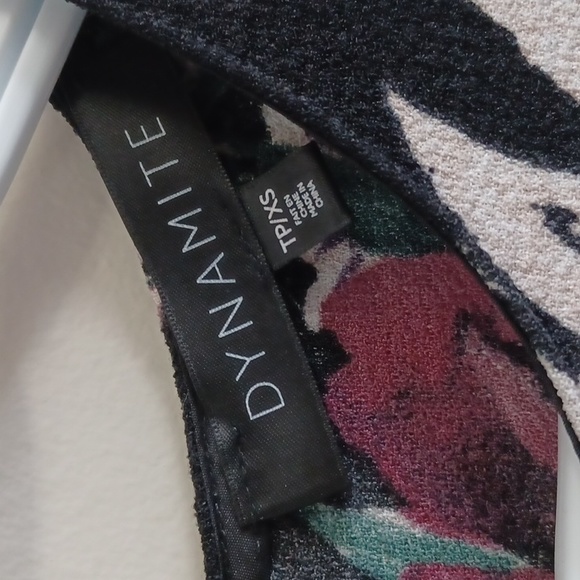 Dynamite dress - Picture 2 of 2